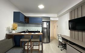 Studio Batel com ótima localização